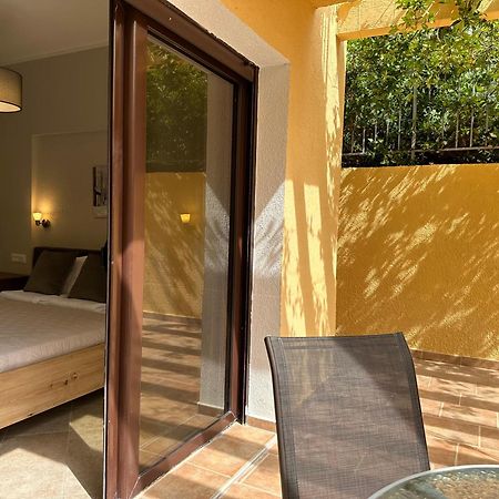 Villa Risan Apartments Luaran gambar
