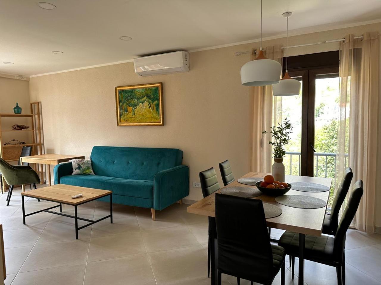 Villa Risan Apartments Luaran gambar