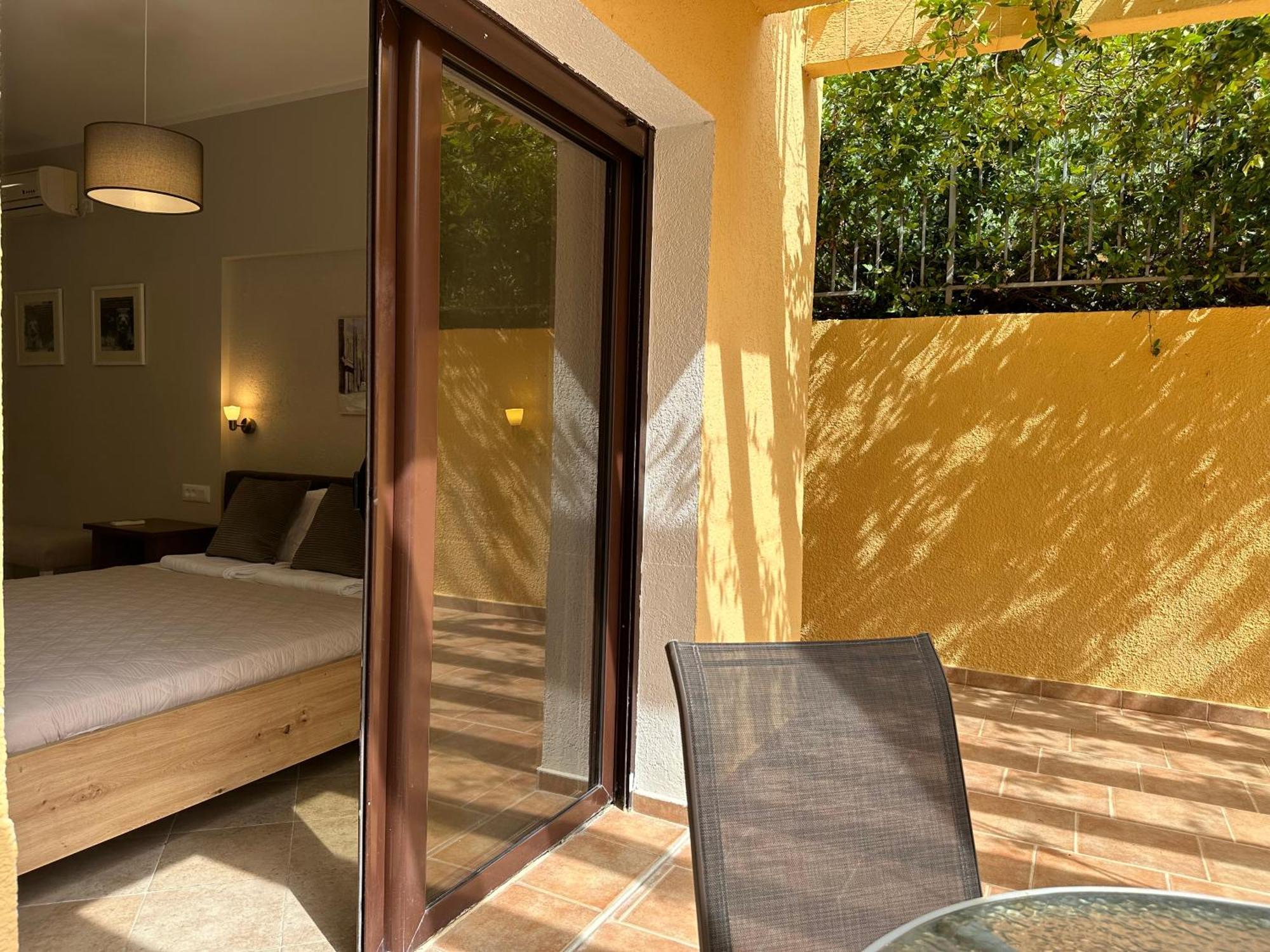 Villa Risan Apartments Luaran gambar